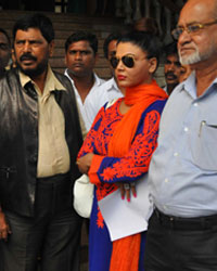 Rakhi Sawant Meets CM Prithviraj Chavan