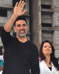 Akshay Kumar at Bramhakumari Sakhi Minithon 2015