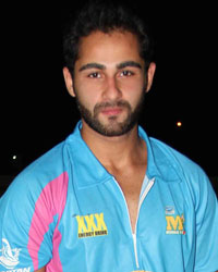 Armaan Jain at Corporate Cricket Bash Season 2