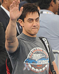 Aamir Khan at IPTL Exhibition Match