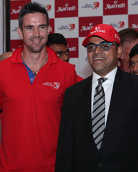 An evening of cocktails and cricket with the Delhi Daredevils team and Shiv Kapur Professional Golfer