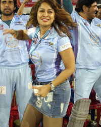 CCL 4 Telugu Warriors Vs Bhojpuri Dabanggs