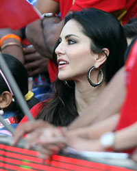 Sachin Joshi and Sunny Leone