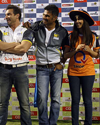 Kapil Sharma, Sohail Khan, Sunil Shetty and Genelia D Souza