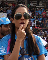 CCL5 Mumbai Heroes vs Chennai Rhinos