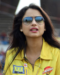 CCL5 Mumbai Heroes vs Chennai Rhinos