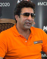 Wasim Akram and Brain LAra