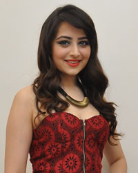 Zoya Afroz