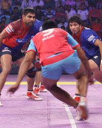 Pro Kabaddi League Match (Dabang Delhi vs Jaipur Pink Panthers)