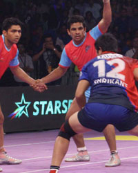 Pro Kabaddi League Match (Dabang Delhi vs Jaipur Pink Panthers)