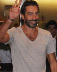 Robert Pires arrives in India to join Indian Super League side FC Goa