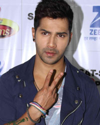 Varun Dhawan at ABCD 2 Promotion on DID Super Mom 2