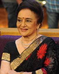 Asha Parekh and Helen on TKSS