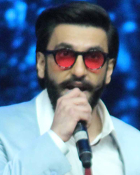 Ranveer Singh at Befikre Promotion on Super Dancer