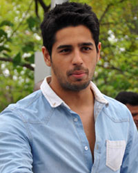 Sidharth Malhotra at Ek Villain Promotion on the Sets of CID