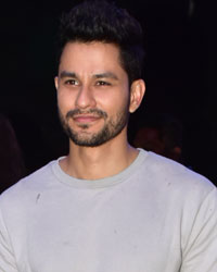 Kunal Khemu at Golmaal Again and Bhoomi Promotion on KKK 8