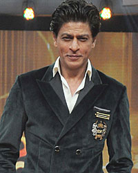 Shah Rukh Khan at India Poochega Sabse Shaana Kaun Press Meet