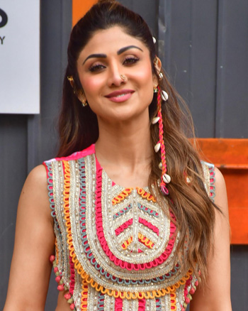 On The Sets Of Super Dancer 5