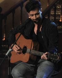 Atif Aslam on the sets of Comedy Nights With Kapil