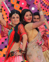 Sanaya Irani and Rashmi Desai