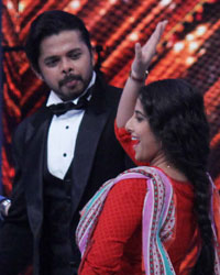 Bobby Jasoos on The Sets of Jhalak Dikhhla Jaa 7