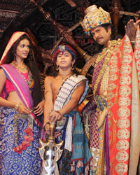 Pallavi Subhash, Siddharth Nigam and Sameer Dharmadhikari