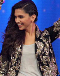 Finding Fanny promotion on the Sets of Indias Raw Star