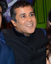 Arjun Kapoor, Chetan Bhagat and Shraddha Kapoor