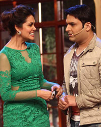 Esha Gupta and Kapil Sharma