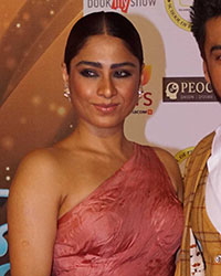 Aashish Chaudhary stuns the red carpet with wife Samita Bangargi Chaudhary