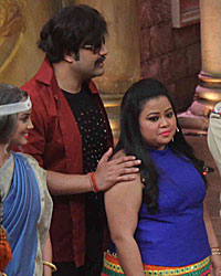 Kapoor and Sons Promotion on Comedy Nights Bachao