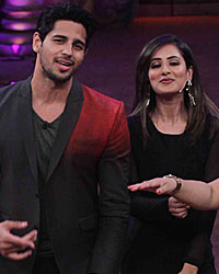 Kapoor and Sons Promotion on Comedy Nights Bachao