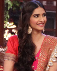 Promotion of 'Khoobsurat' on the sets of Comedy Nights With Kapil