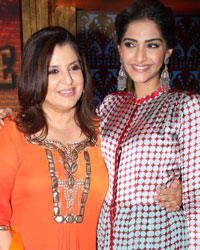 Farah Khan and Mona Singh