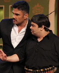 Sunil Shetty and Kiku Sharda