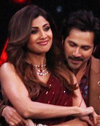 Shilpa Shetty and Varun Dhawan