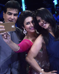 Jeetendra, Divyanka Tripathi and Ekta Kapoor