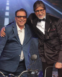 Dharmendra and Amitabh Bachchan