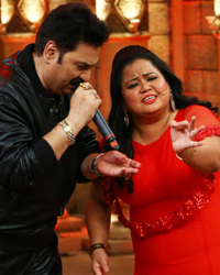 Kumar Sanu and Bharti singh