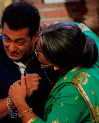 Salman Khan and Ali Asgar