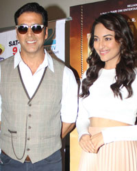 Akshay Kumar and Sonakshi Sinha