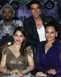 Remo D'Souza, Madhuri Dixit, Akshay Kumar, Sonakshi Sinha and Karan Johar