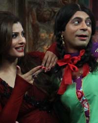 Chunkey Pandey, Raveena and Sunil Grover