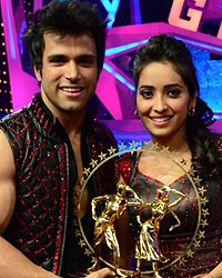 Rithvik Dhanjani and Asha Negi win Nach Baliye Season 6