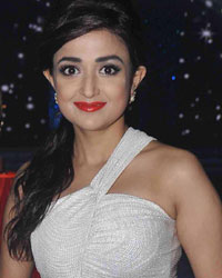 Monali Thakur