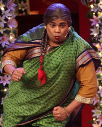 Kiku Sharda