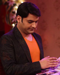 Promotion of Singham Returns on The Sets of CNWK