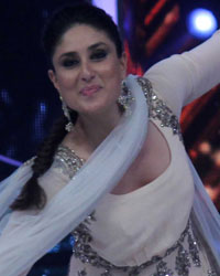 Kareena Kapoor and Sophie Choudry