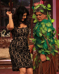 Sunny Leone and Ali Asgar