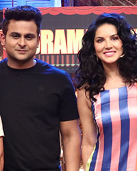 Sunny Leone on The Sets Of Dama Company